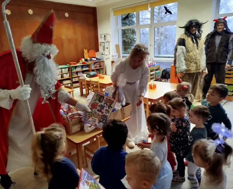 ČERT A MIKULÁŠ 25